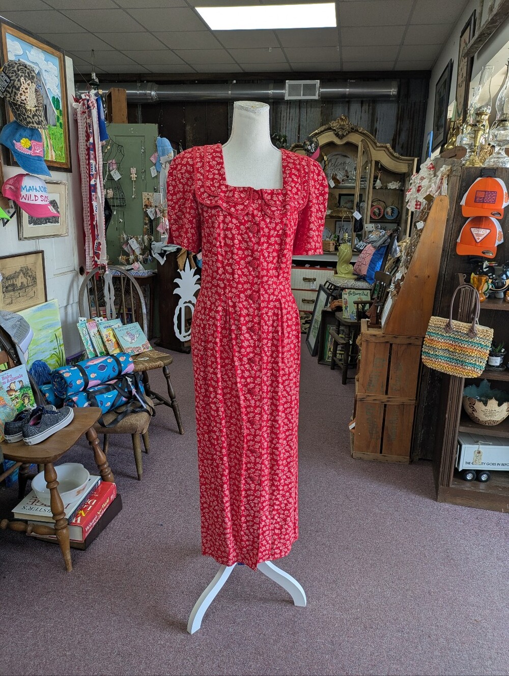 Vintage 1980s Atina By karon Crosby Red Floral Midi Dress with Puff Sleeves